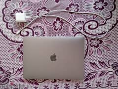 MacBook