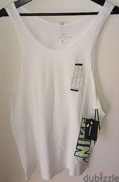 NIKE Cut Tshirt with logo Size S NEW تيشيرت Nike