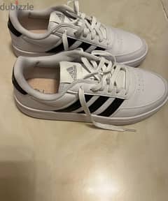 كوتشي اديداس حريمي Adidas woman sneakers breaknet 2.0 used once