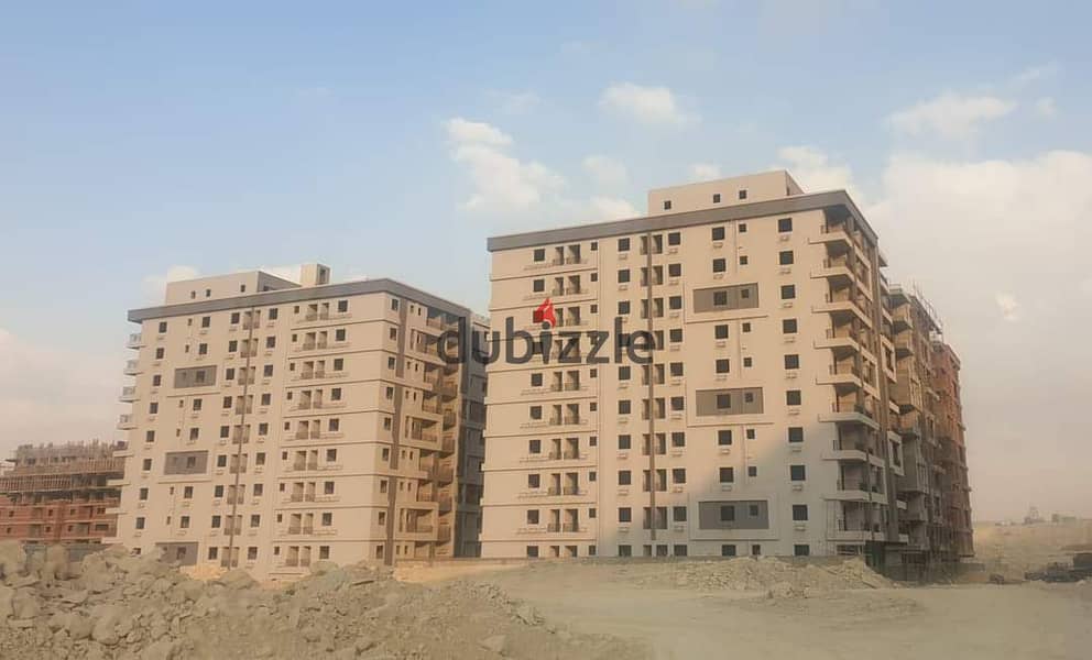 Apartment for sale, 125 + 40 meters, garden, immediate receipt from the owner directly inside a full-service compound, installments over two years 25