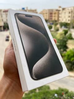 new iphone 15 pro max 512 giga “natural titanium”