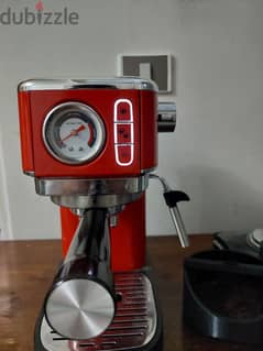 Ariete 1381 لون احمر شبه جديدة espresso machine