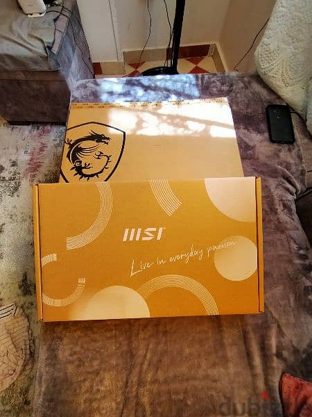 MSI modern 14 B11MOU  كسر زيرو للبرمجة والالعاب  و تعديل الصور 1