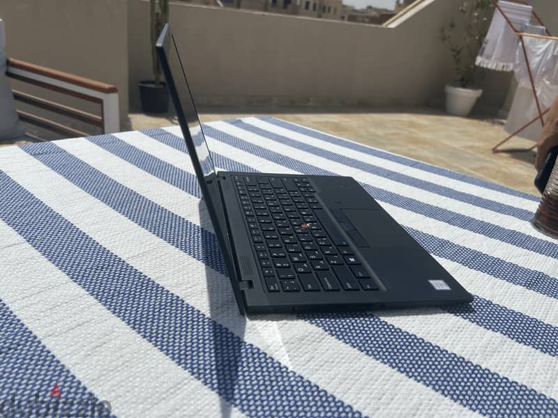 Lenovo X1 Carbon 7th Gen 5