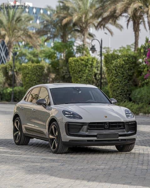 Porsche Macan T 2024 0