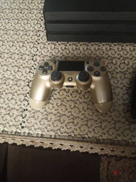 ps4 pro 3