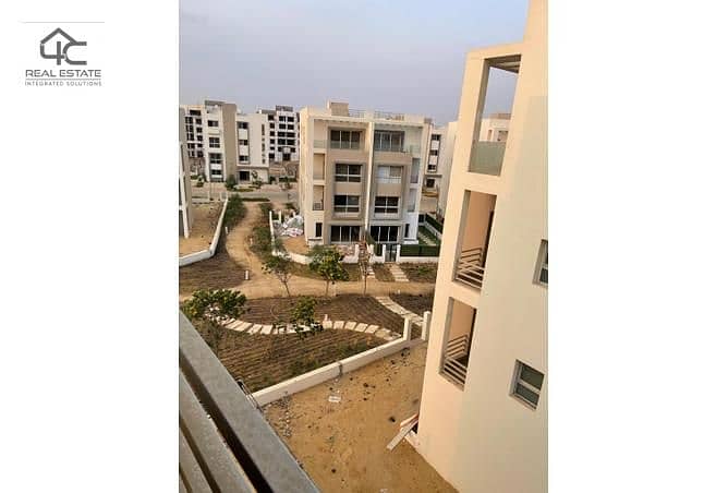 Duplex for sale 260m ready to move bahary on view landscape very prime location with installments 6