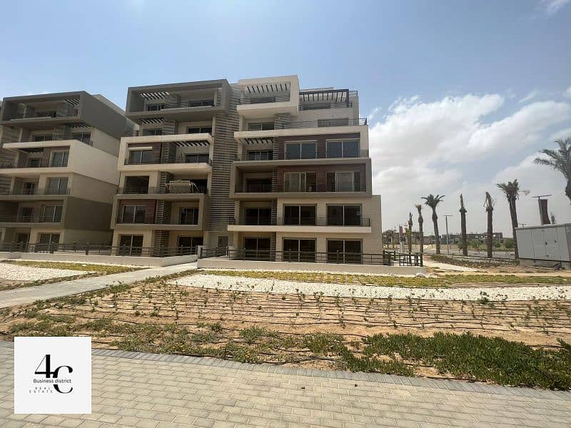 Under the company's price and only 3 million down payment Apartment 172m for sale with installments with a prime view in Palm Hills New Cairo 4