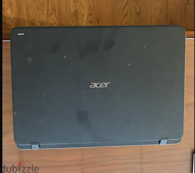 Acer TravelMate B117-MP 1