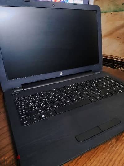 Hp laptop Intel i7 7500u  16gb ram Amd 4gb Gpu