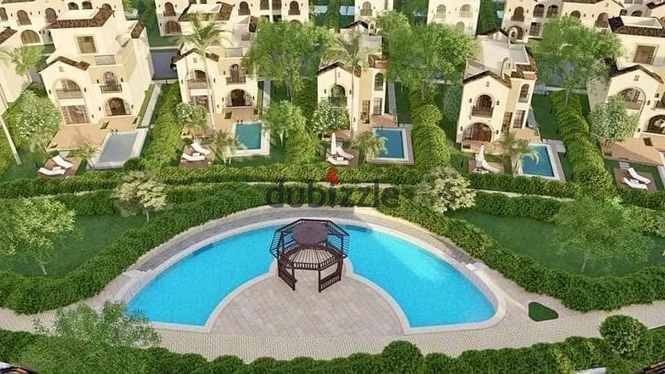 Villa for sale in Sarai Compound at a very special price, directly on Suez Road 3