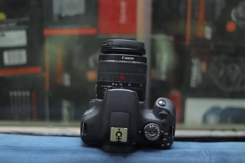 canon 2000D 3