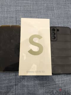 Samsung s21 fe olive 8gb ram like new