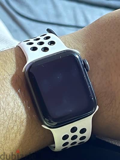 Apple Watch SE