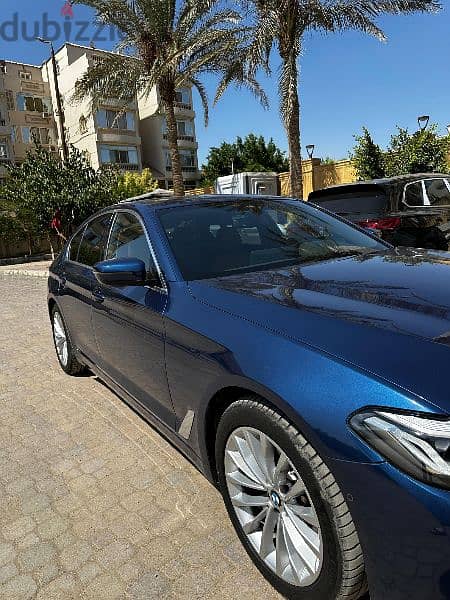 bmw 520 I Luxury 4