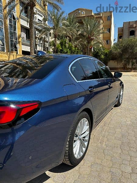 bmw 520 I Luxury 8