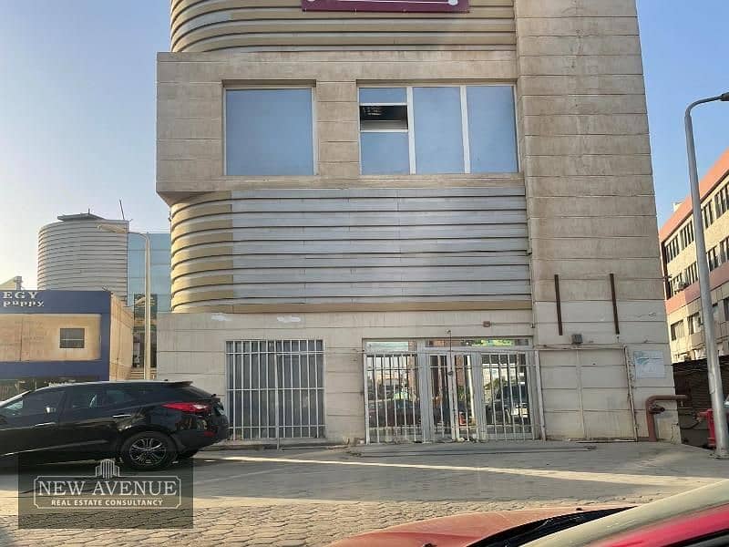 Fully finished Standalone building for Sale 700m in New Cairo 0