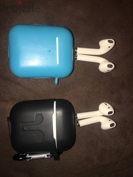 2 apple airpods used 2