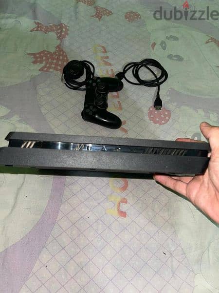 ps4 slim 1