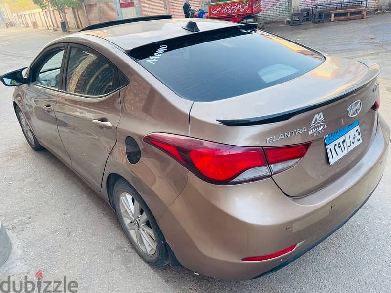 Hyundai Elantra 2015 1