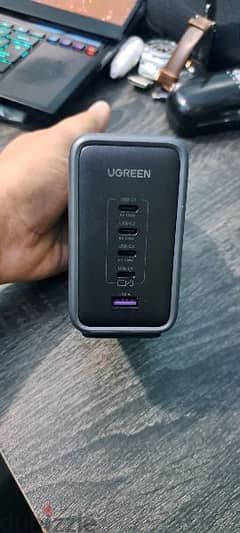 شاحن ugreen 300 w  300 واط