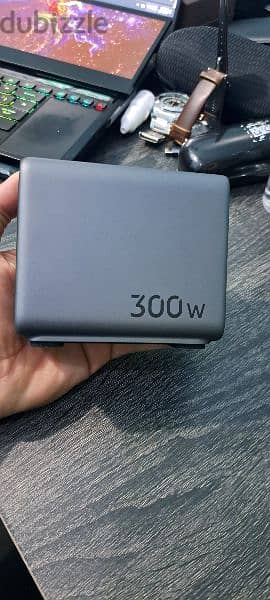 شاحن ugreen 300 w  300 واط 1