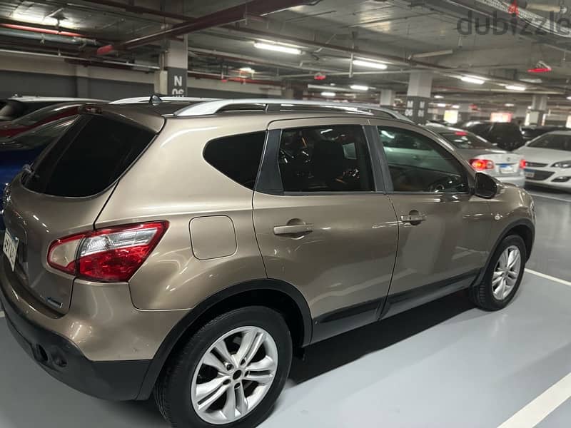 Nissan Qashqai 2013 1