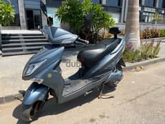 Glide Scooter G2 (electric) like new. سكوتر كسر زيرو جلايد بالكهرباء 0