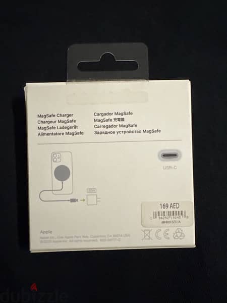 original apple Magsafe charger 1