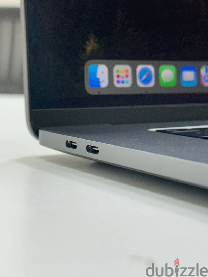 MacBook Pro (16-inch, 2019) 2