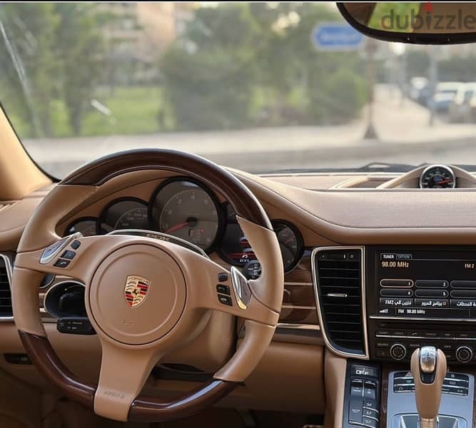 Porsche Panamera 2012 8