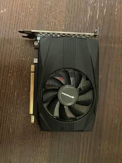 كارت شاشه gtx 1650  4gb  نسخه نادره كنت جايبو معايا من السعوديه