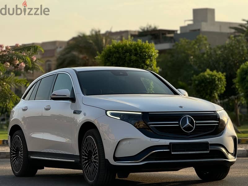 Mercedes-Benz EQC 400 Model 2022 2