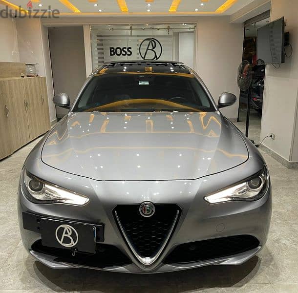 الفا روميو جوليا 2021 Alfa Romeo 13