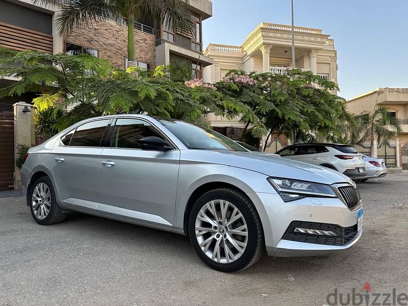 Skoda Superb 2021 19