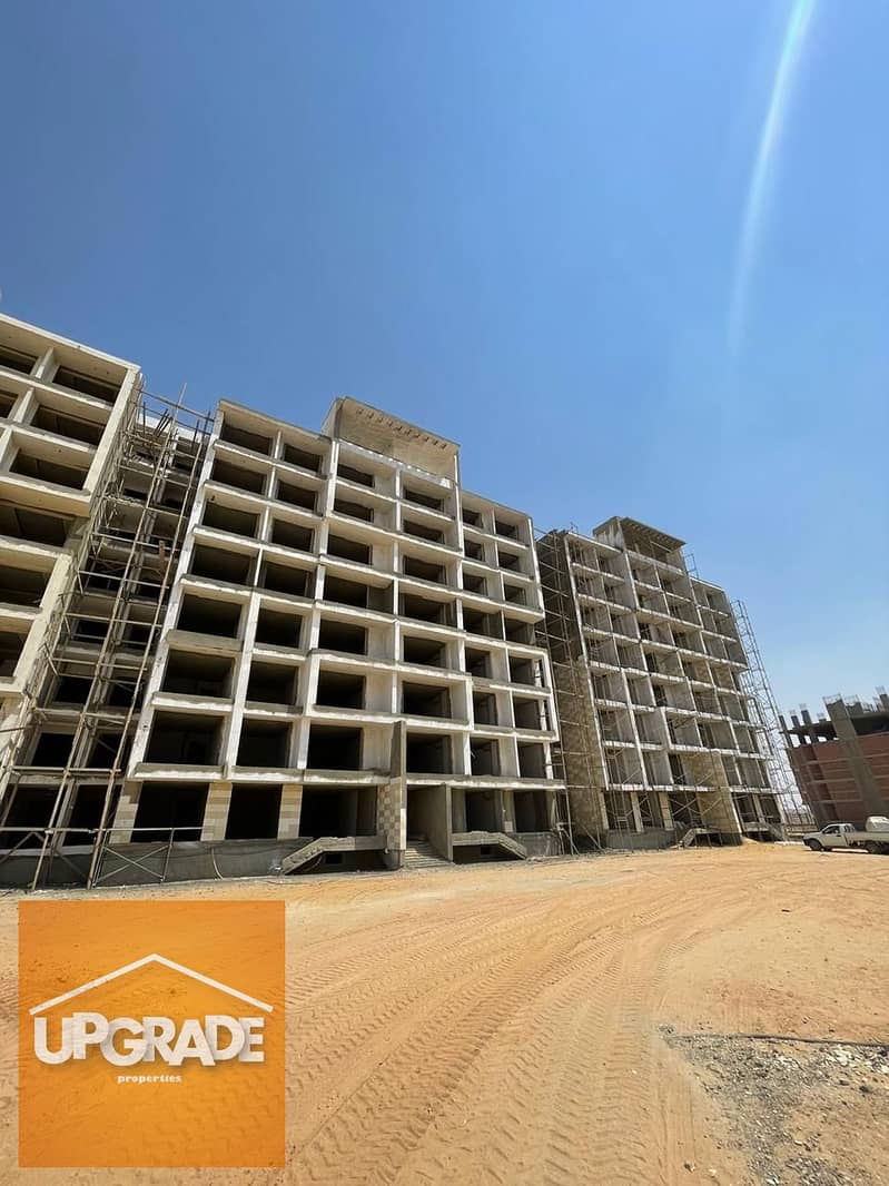 178 m apartment, hotel finishes, air conditioners, all apartments with hotel services, nearest receipt in R8, 75% construction, 10% advance, up to 8 y 6