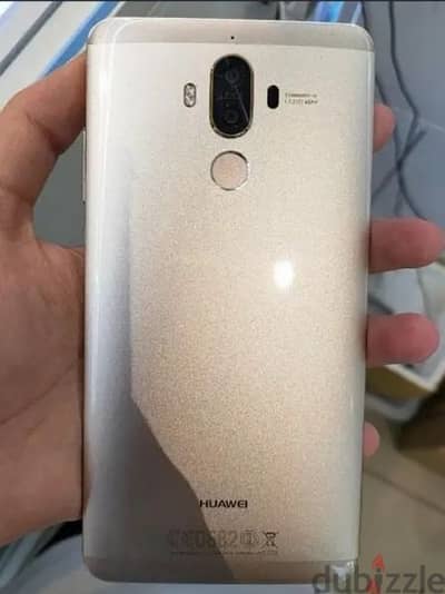 Huawei mate 9 إصدار نادر