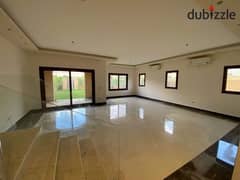 بسعر مش هيتكرر فيلا تاون هاوس لبيع فى ارقى كمبوند بقلب مدينة الشيخ زايد At a price that will not be repeated a townhouse villa for sale Sheikh Zayed