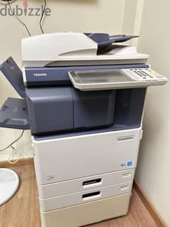 Printer و scanner ابيض و اسود و الوان