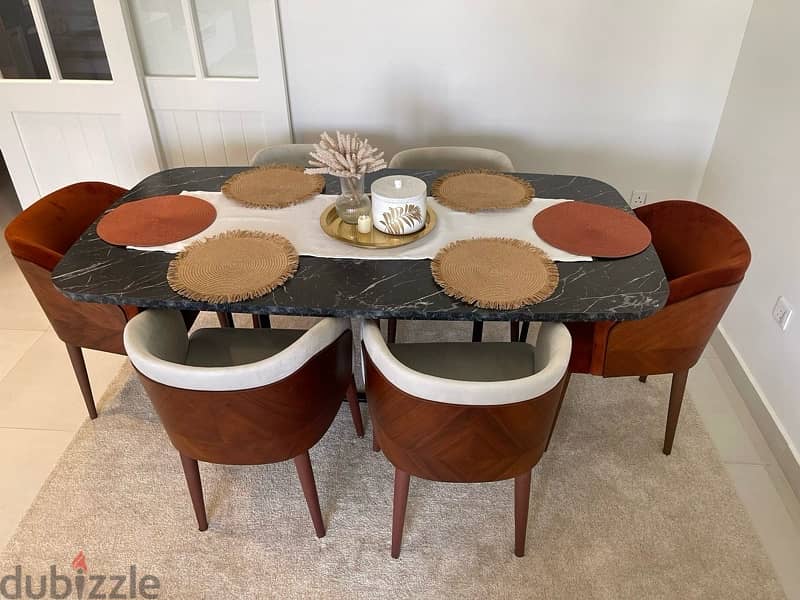 Divano Dining Table with 6 Chairs 1