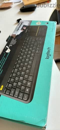 Logitech Keyboard with Trackpad K400 plus