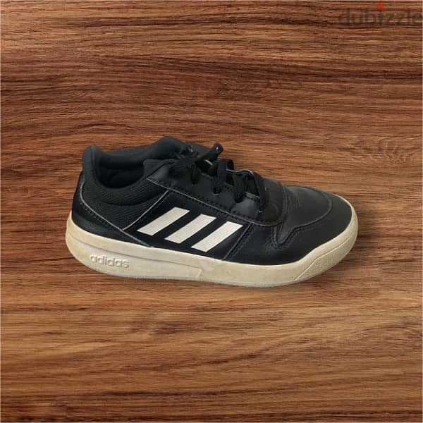 Black adidas original shoes size 33 أديداس أسود مقاس ٣٣ 1