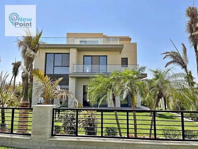 Standalone villa with a distinctive view for sale, immediate delivery, in Palm Hills New Cairo Direct on the Ring Road