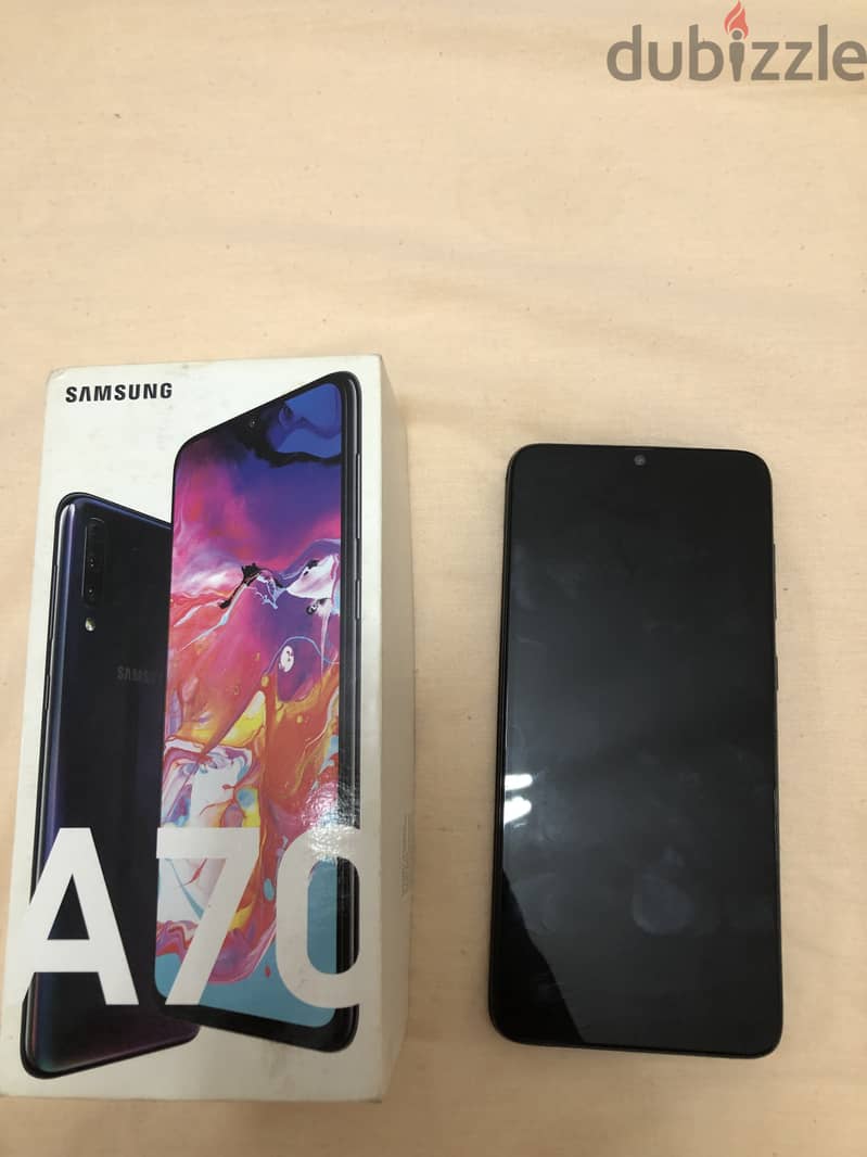 Samsung a70 6