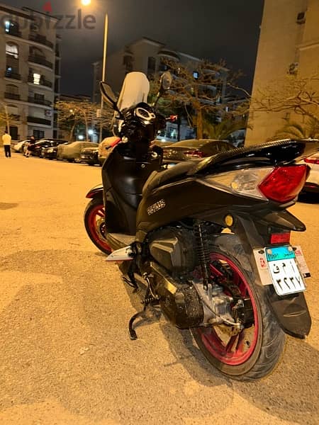 سكوتر st plus 200 للبيع 5