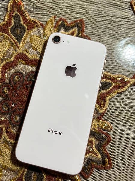 iPhone 8 بطاريه 94% 1