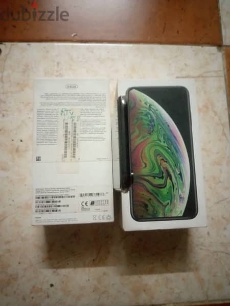 ايفون  xs max حاله نادره كان متشال استخدم بسيط جدا 4