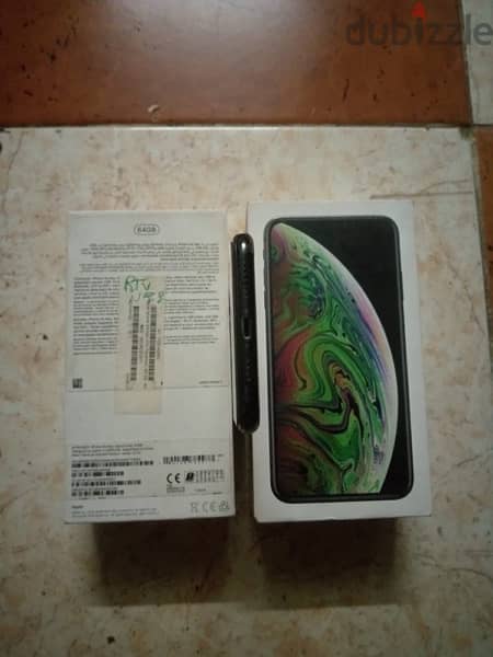 ايفون  xs max حاله نادره كان متشال استخدم بسيط جدا 5