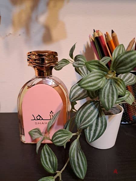 عطر شهد من لطافة 0