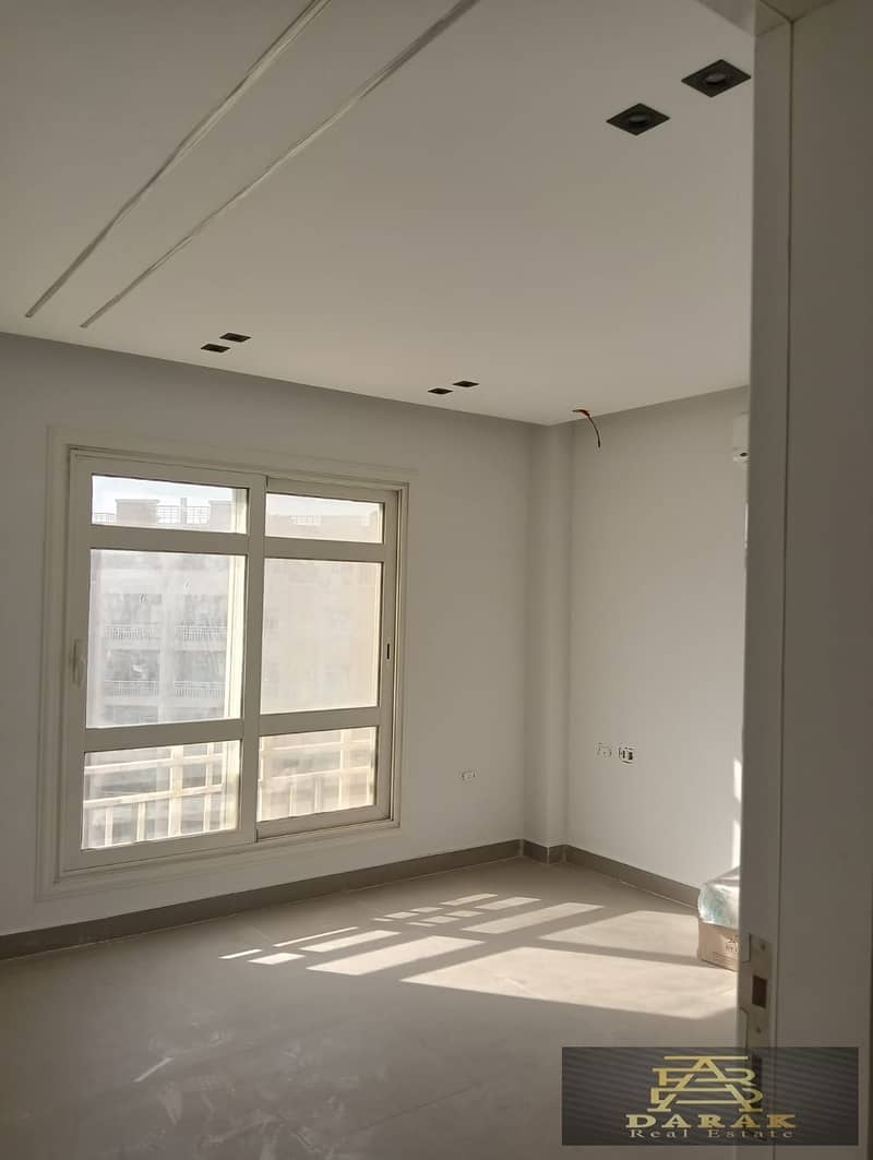 Ultra-Modern Finished Apartment with Wide Garden View for Sale 4